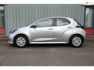 Toyota Yaris 1.5 Hybrid 115 Business ( hagel schade )