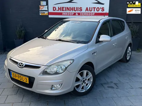 Hyundai I30 1.6i Blue Dynamic |APK NIEUW|NETTE AUTO|KLIMA