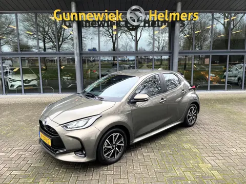 Toyota Yaris 1.5 Hybrid Dynamic | ACC | CAM | CARPLAY | CLIMA | KEYLESS | LANE ASSIST | LED | VIRTUA