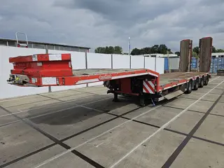 NOOTEBOOM MCOS-58-04 4 axle hydr. ramps