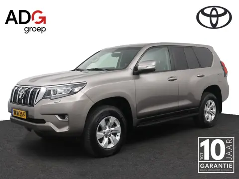 Toyota Land Cruiser 2.8 D-4D-F Challenger Window Van | Nieuwe motor bij 191858KM | Trekhaak | Stoelv