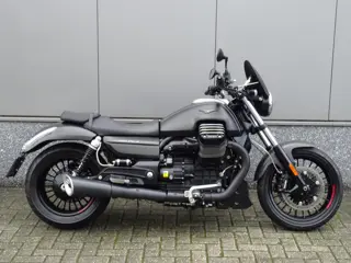 Moto Guzzi AUDACE 1400 ABS (bj 2015)