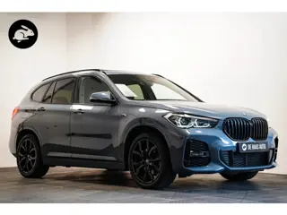 BMW X1 xDrive25e M Sport|StormBay|Pano dak|Trekhaak|Led|19 inch|Leder