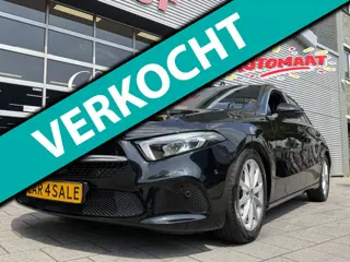 Mercedes-Benz A-klasse 180 Black Edition I Navigatie I Virtual Cockpit I Sport pakket I 1/2 Leer I L