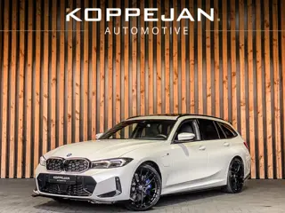 BMW 3 Serie Touring 330e 292PK xDrive High Executive M-Sport Pro | M-SPORT STOELEN | PANO | HEAD-UP 