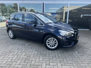 BMW 2 Serie Active Tourer 216i Centennial Executive Trekhaak / Clima / Navi / Cruise. Ketting recent