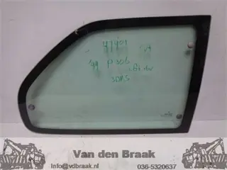 Peugeot 306 3 drs 1993-2001 Zijruit rechts achter
