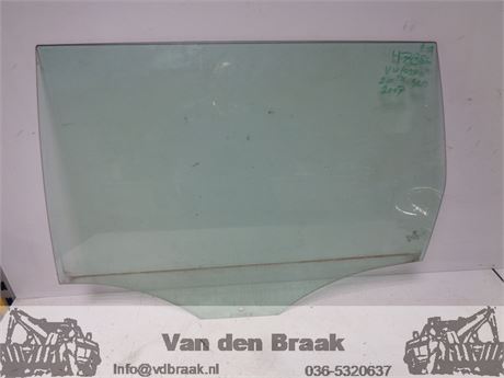 Volkswagen Passat Variant 2005-2010 Portierruit links achter