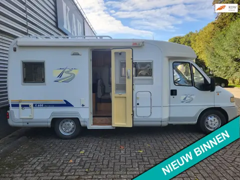 Fiat BURSTNER 2.8TD 4 PERSOONS