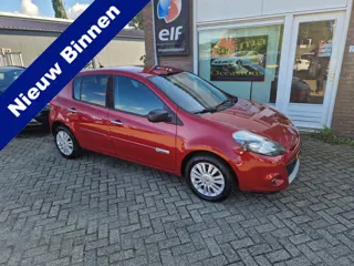 Renault Clio 1.2i ''Authentique'' 5 Deurs - Clima - Apk 08-09-2027 !!