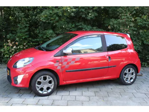 Renault Twingo 1.2 Dynamique Hartstikke stoer/zuinig autootje airco APK nieuw!