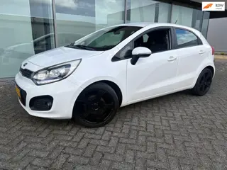 Kia Rio 1.2 CVVT Super Pack. CLIMAT BJ 10-2011. APK 4-2027
