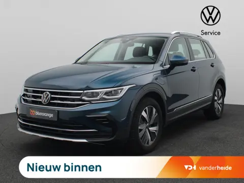 Volkswagen Tiguan 1.4 TSI eHybrid Elegance 245PK DSG Trekhaak, Parkeersensoren voor en achter, 18" L