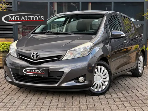 Toyota Yaris 1.3 VVT-i Aspiration | Volledig Dealer Onderhouden | Automaat | Achteruitrijcamera | Cl