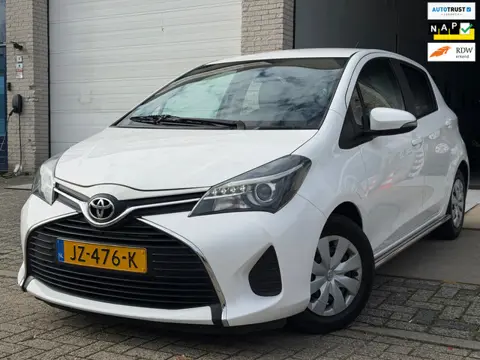 Toyota Yaris 1.0 VVT-i Aspiration/ nap/ 2e EIG/ goed onderhouden/ 1jaar apk/ zeer nette auto/ volle 