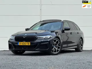 BMW 5-serie Touring 530e M-Sport Org NL Pano Keyless Stoelventilatie+ Verwarming Laser light Camera 