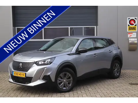 Peugeot e-2008 EV Active Pack 50 kWh, Carplay, Camera, Cruise, SOH 90,63%
