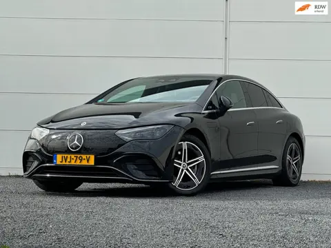 Mercedes-Benz EQE 300 AMG 89 kWh Burmester 360 Cam Distronic Keyless Memory seats Leer Dodehoek dete