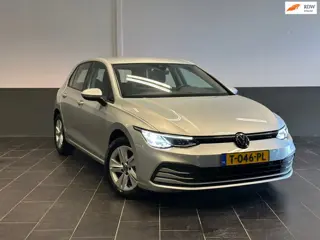 Volkswagen Golf 1.0 eTSI Life Business Automaat , Dealerauto
