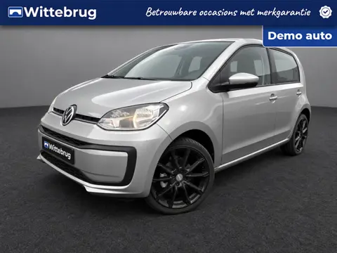 Volkswagen up! 1.0 Airco / Bluetooth / 17"LM Velgen / Navigatie by app Rijdende Demo, graag bezichti