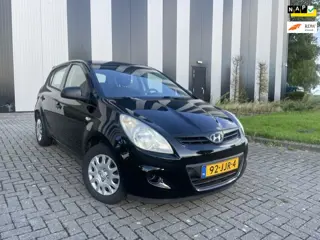 Hyundai I20 1.2i ActiveVersion l Zuinig l Compact l