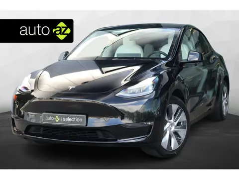 Tesla Model Y Long Range AWD 75 kWh / Trekhaak/ Panoramadak