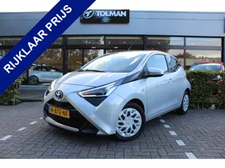 Toyota Aygo 1.0 VVT-i x-play | Rijklaar | Apple/Android | Camera | El.pakket | DAB | NL-auto