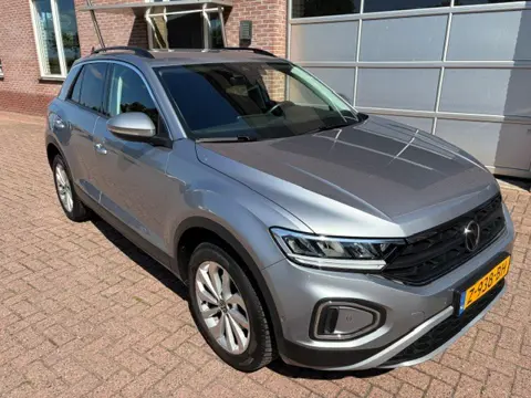 Volkswagen T-Roc 1.0 TSI Life Edition Trekhaak-Camera-Apple/Android
