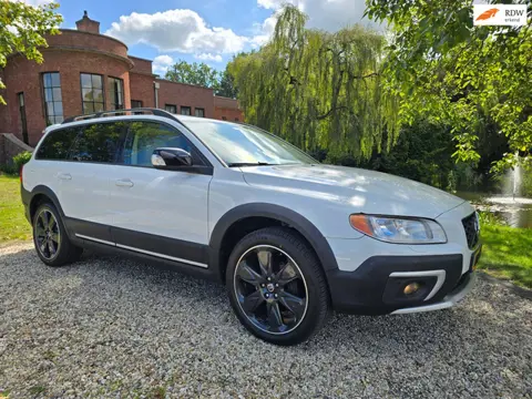 Volvo XC70 3.2 Summum AUT/leer/DAK/trekhaak