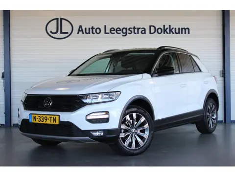 Volkswagen T-Roc 1.0 TSI Style Trekhaak | Two-Tone | Virtual Cockpit | Carplay | Navi | Clima | Adap