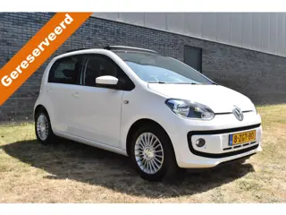 Volkswagen up! 1.0 high up! BlueMotion Panodak Navigatie Pdc Lage km-stand