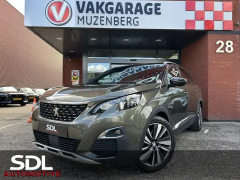 Peugeot 3008 1.6 HYbrid 225 GT- Line // FULL LED // NAVI + CARPLAY // KEYLESS // PDC V+A // CAMERA /