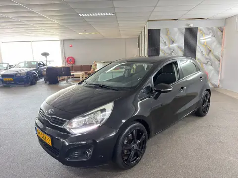 Kia Rio 1.2 CVVT Super Pack Apk Nieuw,Cruise,Clima,Carplay,Camera,Bluetooth,N.A.P,Trekhaak,Topstaat!