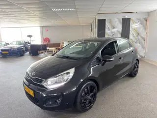 Kia Rio 1.2 CVVT Super Pack Apk Nieuw,Cruise,Clima,Carplay,Camera,Bluetooth,N.A.P,Trekhaak,Topstaat!