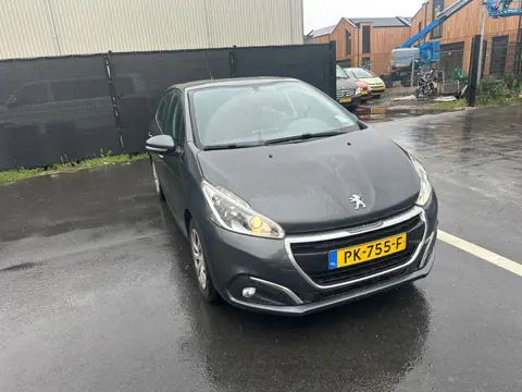 Peugeot 208 1.2 PureTech Blue Lease
