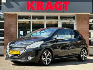 Peugeot 208 Allure 1.4 VTi 95 pk - sportief - APK 07-2027!
