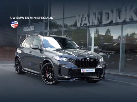 BMW X5 xDrive50e M Sport Trekhaak Integral Active Steering Comfortstoelen Harman/Kardon 22'' LM Velg