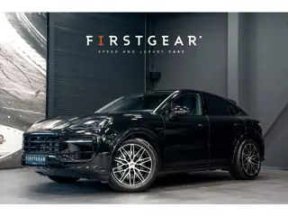 Porsche Cayenne Coupé 3.0 E-Hybrid Black Edition *BOSE / Panorama / Sport-Chrono / HUD / Keyless / S