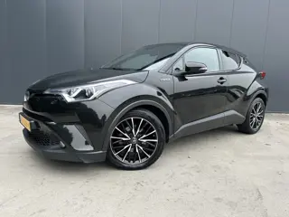 Toyota C-HR 1.8 Hybrid Dynamic ADAPT CRUISE TREKHAAK CAMERA NAVI ECC LMV