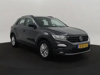 Foto 19 van Volkswagen T-Roc 1.5 TSI Style | ACC | Navi | Camera | Trekhaak