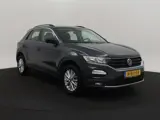 Foto 29 van Volkswagen T-Roc 1.5 TSI Style | ACC | Navi | Camera | Trekhaak