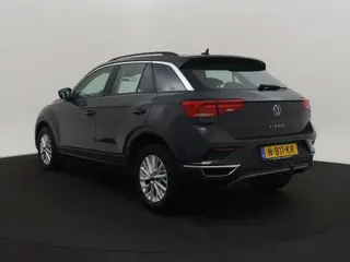Foto 13 van Volkswagen T-Roc 1.5 TSI Style | ACC | Navi | Camera | Trekhaak