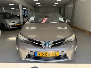 Toyota Auris 1.8 Hybrid Lease+