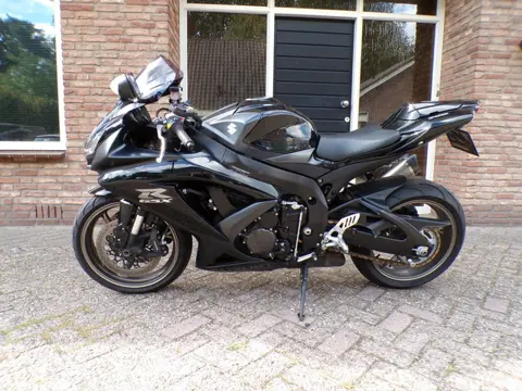 Suzuki Sport GSX R 750