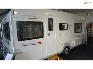 LMC MUSICA 470 E Exclusiva 2011 ENKELE BEDDEN Dinette MOVER TOP