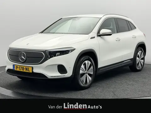 Mercedes-Benz EQA 250 Business Solution Luxury 67 kWh | SoH 96,5% | Sfeerverlichting | Afneembare Tr