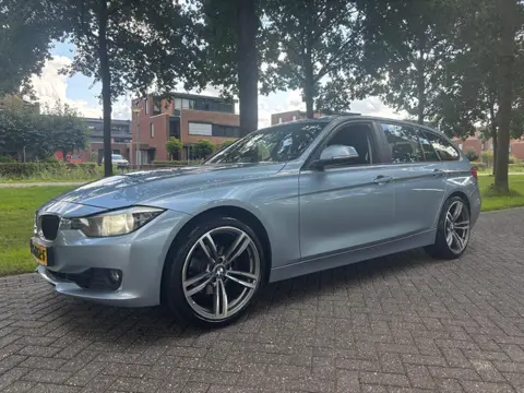 BMW 3 Serie Touring 320i Executive Sport (bj 2013)