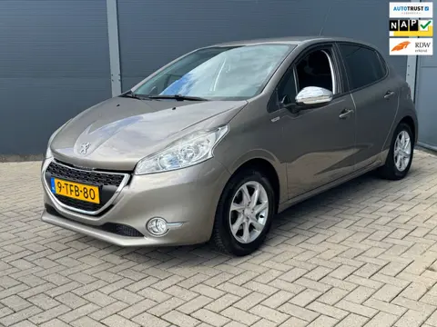 Peugeot 208 1.2 VTi Urban Soul / Nap / Pdc