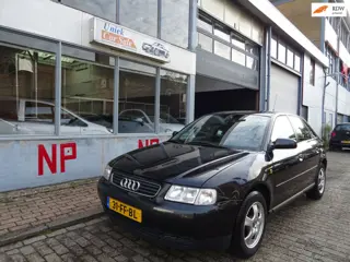 Audi A3 1.6 Attraction