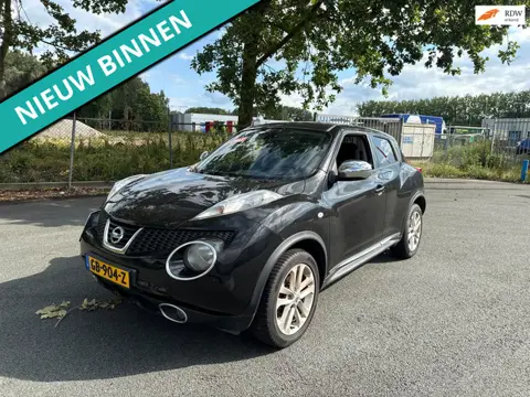 Nissan Juke 1.6 Tekna LEUKE AUTO RIJDT EN SCHAKELT GOED